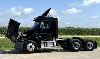 2018 Freightliner Cascadia 125 full