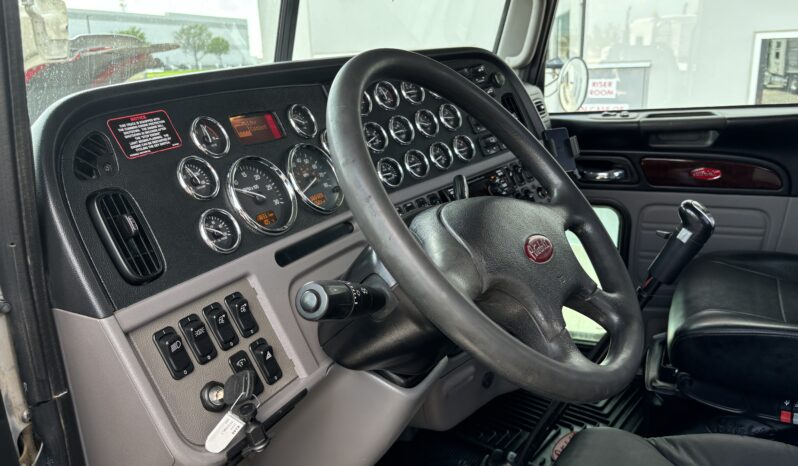 2019 Peterbilt 389 full