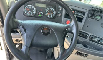 2016 Freightliner Cascadia 125 full