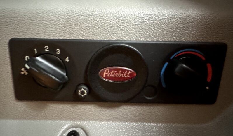 2017 Peterbilt 389 full