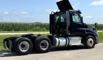 2018 Freightliner Cascadia 125 full