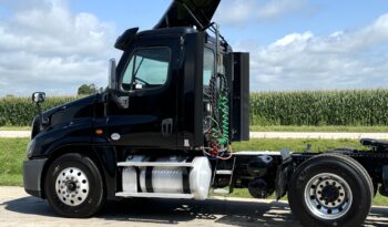 2018 Freightliner Cascadia 125 full