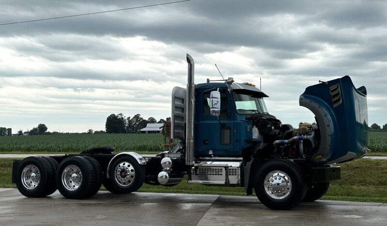 2020 Mack Granite 64FT full