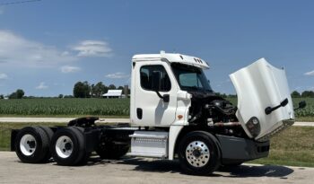 2016 Freightliner Cascadia 125 full