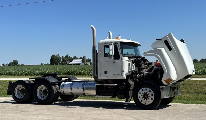 2012 Mack CH613 full