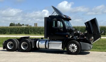 2018 Freightliner Cascadia 125 full