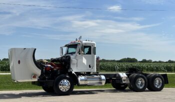 2016 Peterbilt 367 full