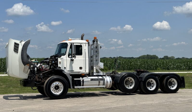 2008 Mack Granite GU813 full