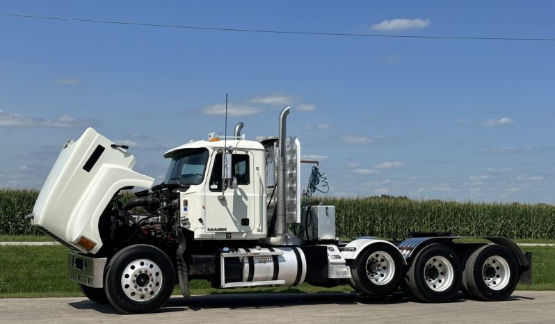 2014 Mack Pinnacle CH613 full