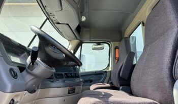 2016 Freightliner Cascadia 125 full