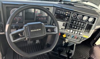 2019 Mack Pinnacle CHU613 full