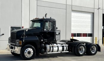 2019 Mack Pinnacle CHU613 full