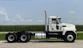 2019 Mack Pinnacle 64FT full