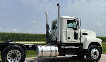 2019 Mack Pinnacle 64FT full