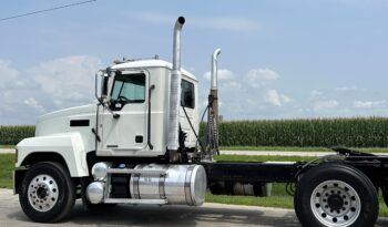 2019 Mack Pinnacle 64FT full