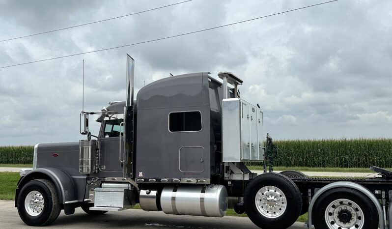 2021 Peterbilt 389 full