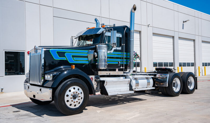 2020 Kenworth W900 full