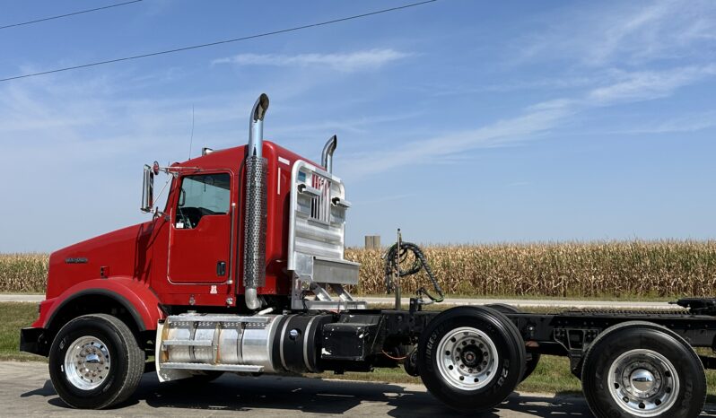 2013 Kenworth T800 full