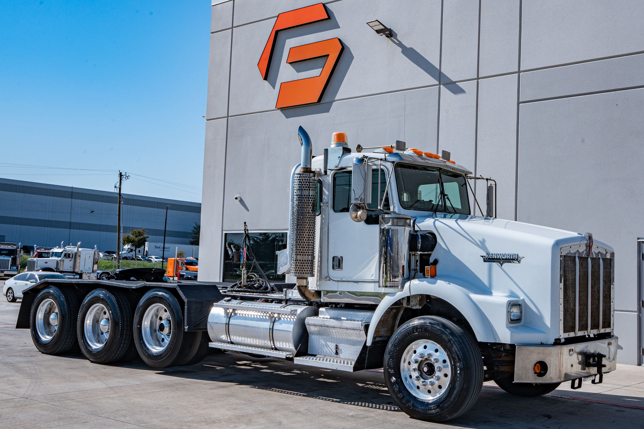 2002 Kenworth T800 Wide Hood