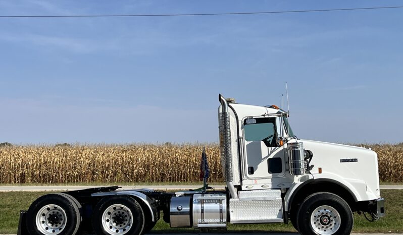 2013 Kenworth T800 full