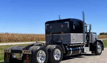 1999 Peterbilt 379 full