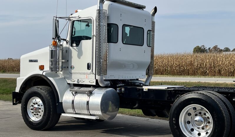 2013 Kenworth T800 full